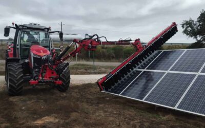SILVAQUA realiza la limpieza y mantenimiento de plantas fotovoltaicas